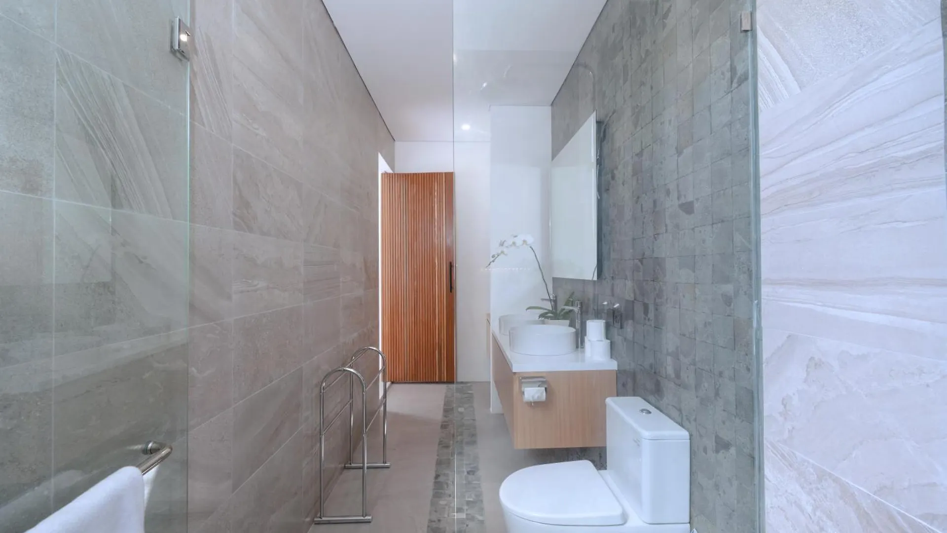 Balangan 4 Bedroom Villa Badung
