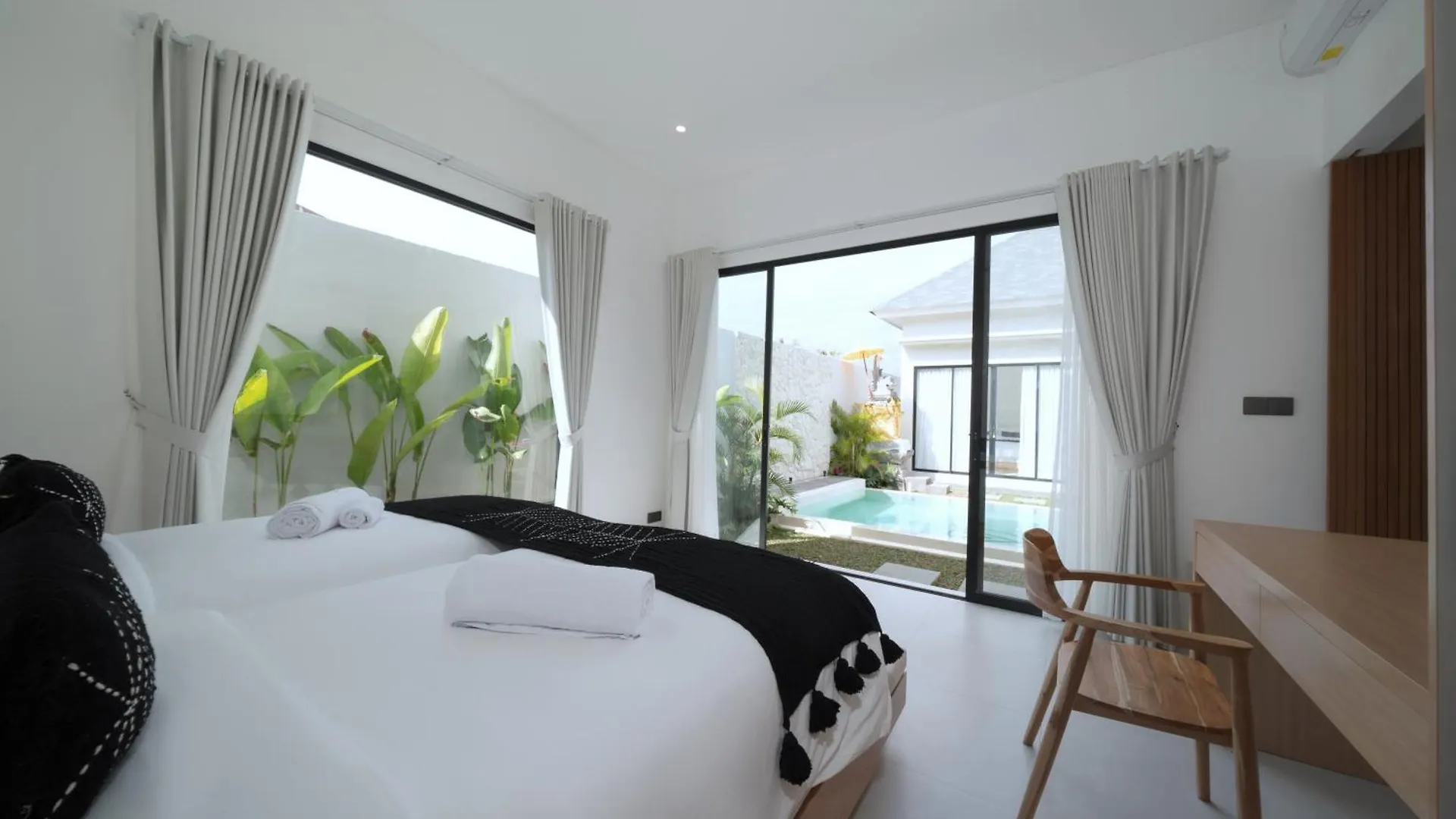 Balangan 4 Bedroom Villa Badung  Indonesia